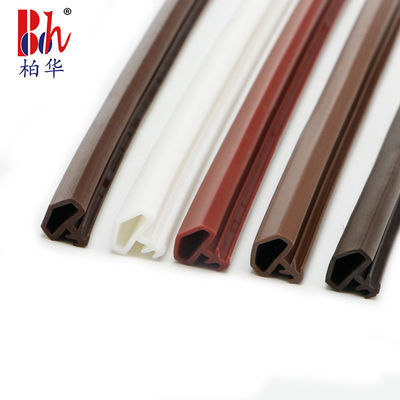 Rainez le type cachetage en caoutchouc anti-collision de PVC de porte de bande en bois de joint dépouille pour la porte et la fenêtre en bois