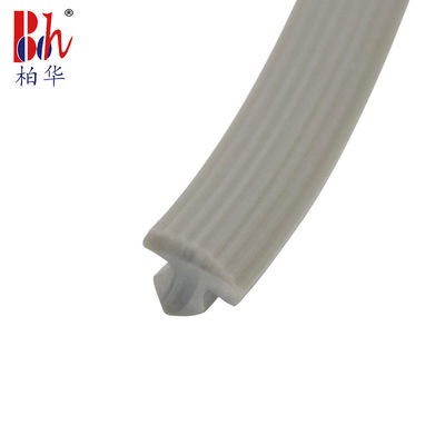 Bande en caoutchouc 7*5mm de PVC d'OEM pour le vêtement Hang Bar