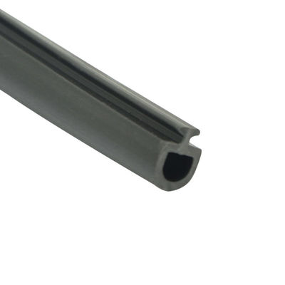 Type en caoutchouc bandes de fente de noir de joint de PVC de réduction du bruit pour le profil en aluminium