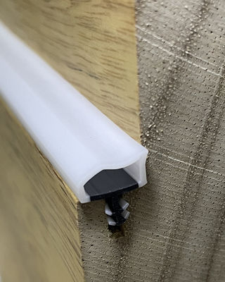 Résistance élevée porte en bois scellé porte rayée Météo décapage couleur blanche 10*6mm